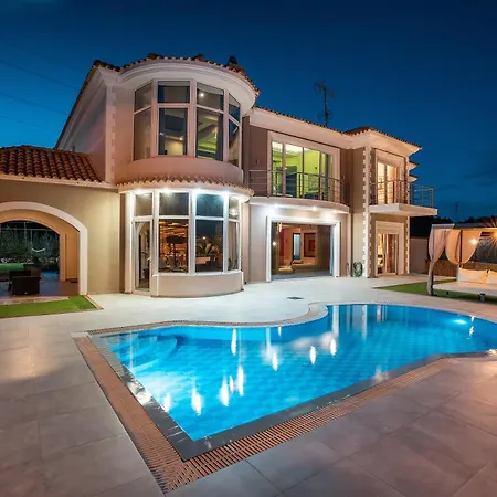 فيلة Paramithia *