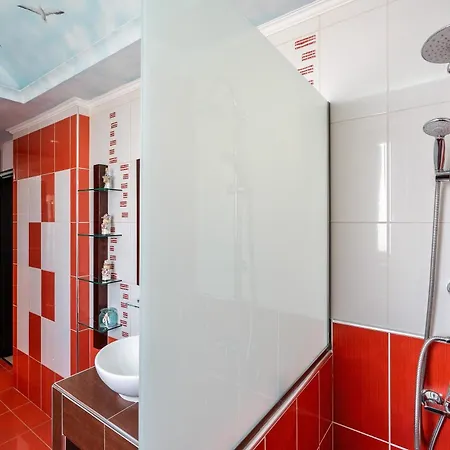 Paramithia * Afándu