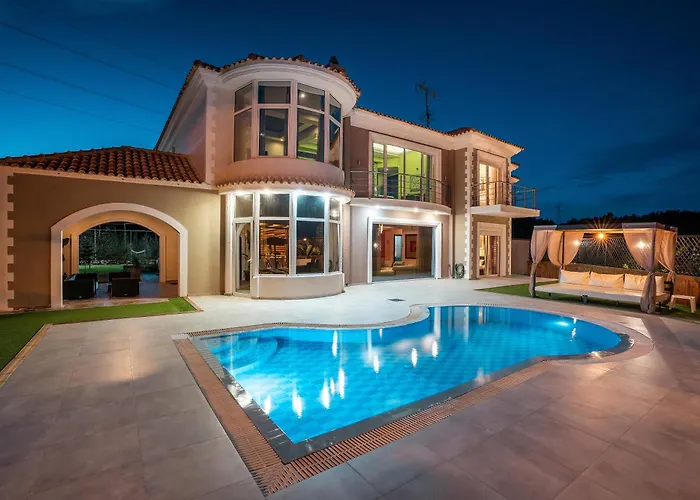 فيلة Paramithia *